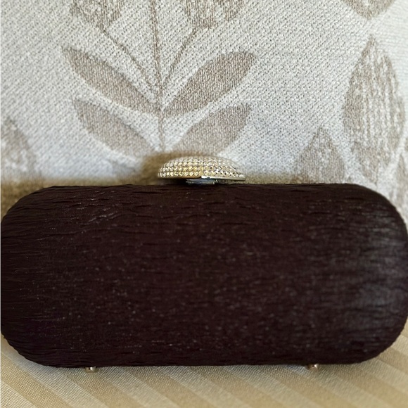 Elegant Black Clutch with Silver Heart Accent and chain - Picture 8 of 12